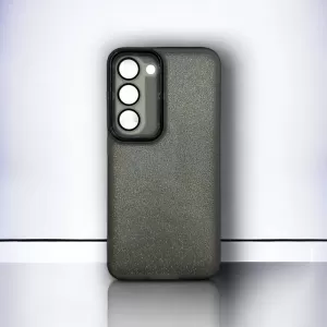 Futrola SHINE sa zastitom za kameru za iPhone 15 (6.1) crna