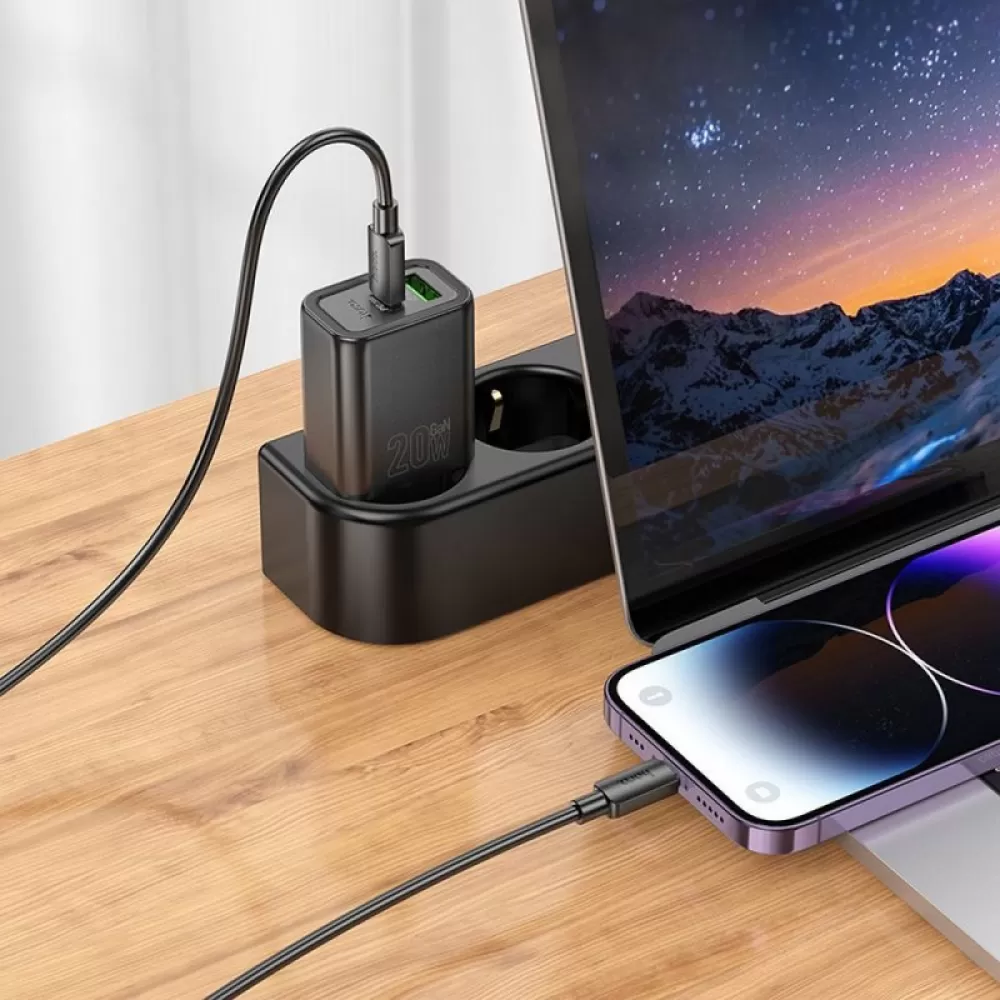 HOCO zidni punjac USB A + Type C + kabl Type C na Type C PD QC3.0 3A 20W N61 crni