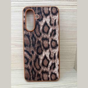 Futrola SKIN ANIMAL za Samsung A36 braon