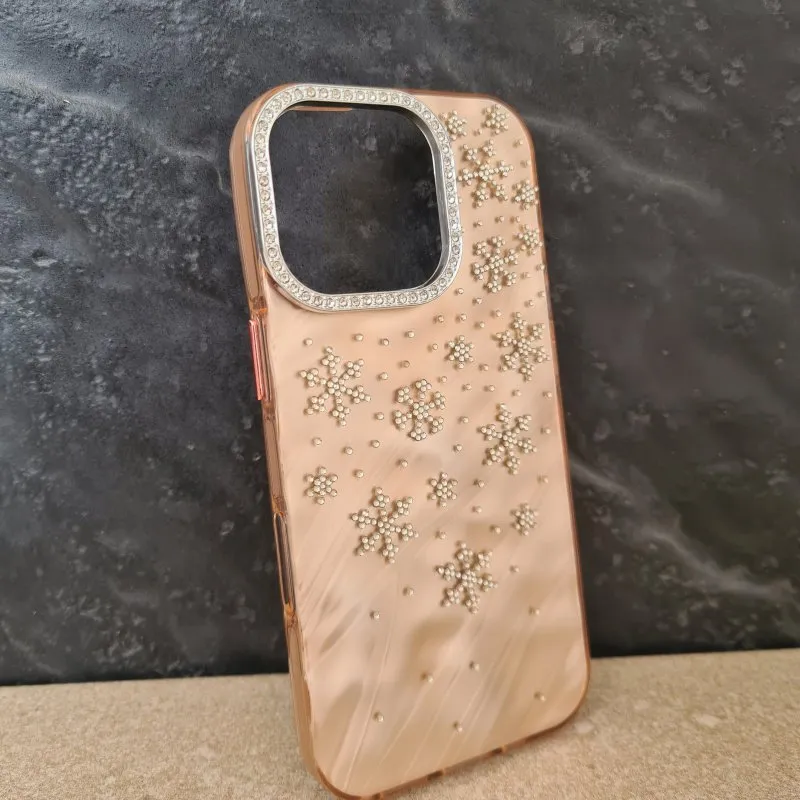 Futrola Snow za Iphone 16 Pro roze