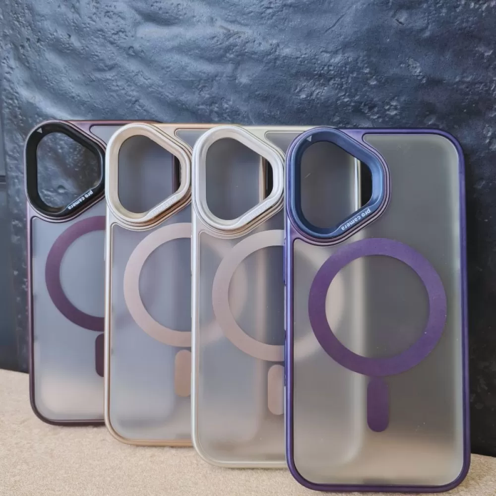 Futrola Transparent Matt Magsafe za iPhone 16 (6.1) srebrna