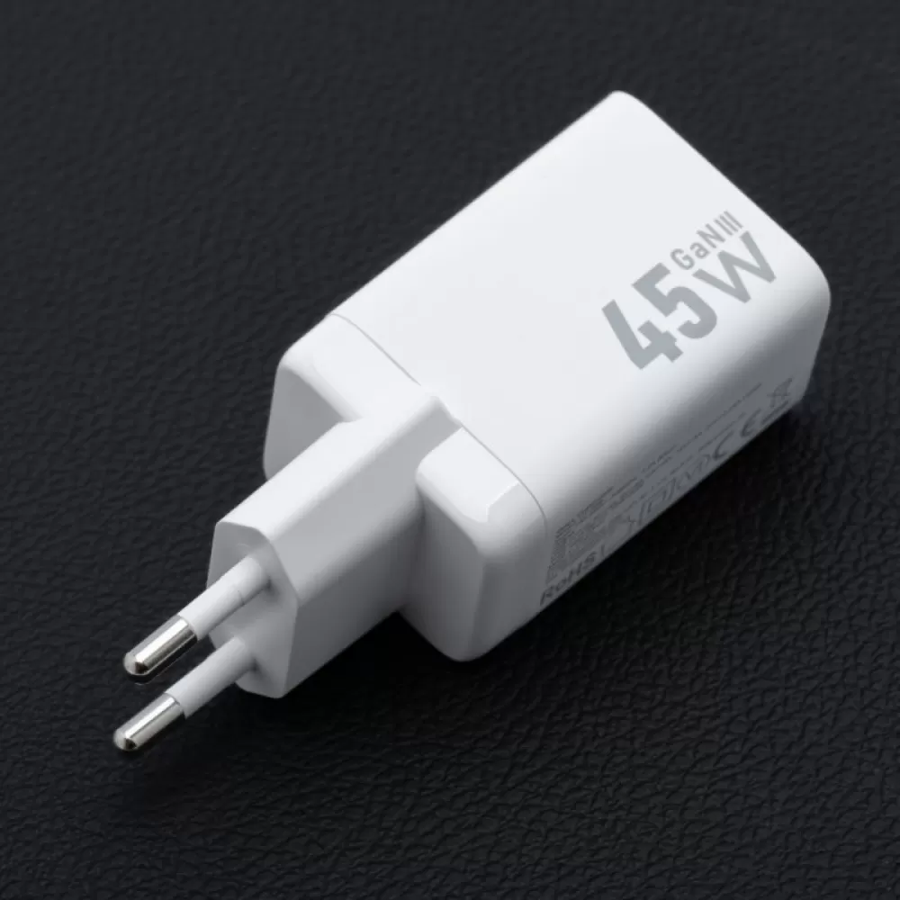 FORCELL F-ENERGY Mini GaN III VT-36B putni punjac sa 2 x Type C prikljuccima, PD QC4.0 45W beli