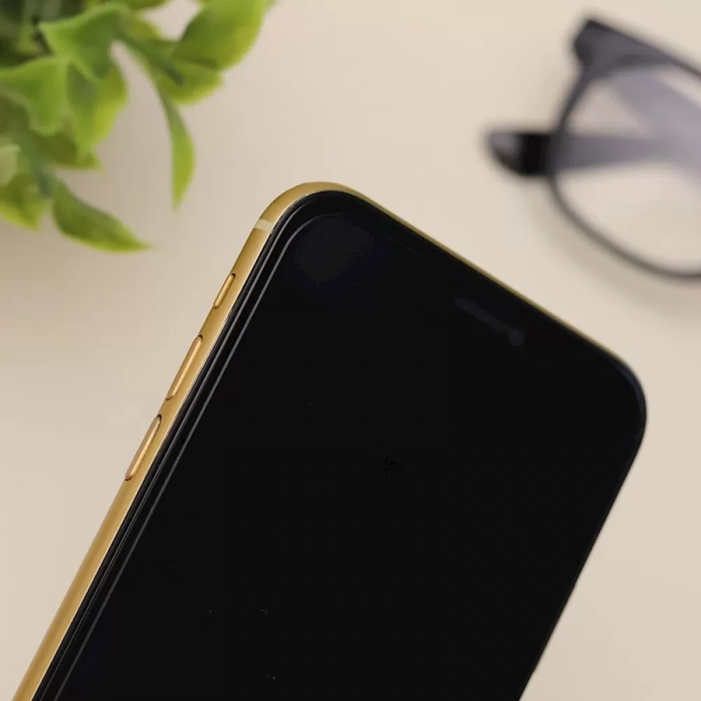 Keramicko zastitno staklo 9D za iPhone 16 Pro Max / 17 Pro Max