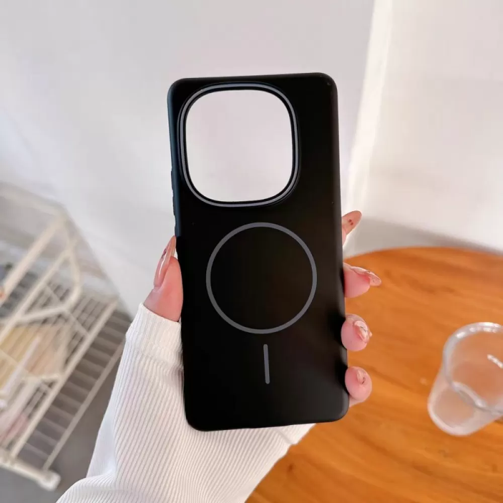 Futrola Color Thin Mag za iPhone 17 crna