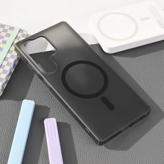 Futrola Matt Magnetic za iPhone 16 Pro crna