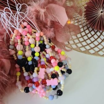 Privezak za telefon NEWS No8