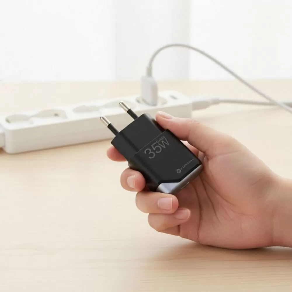 Punjac za telefon Forcell F-Energy Ultra Slim GaN III USB C PD QC4.0 3A 35W B135101-E crni