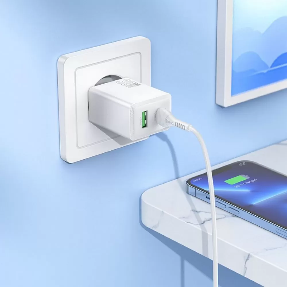 Kucni punjac Hoco USB A + USB C QC3.0 PD AFC 3A 30W + USB C na USB C kabl N71 beli
