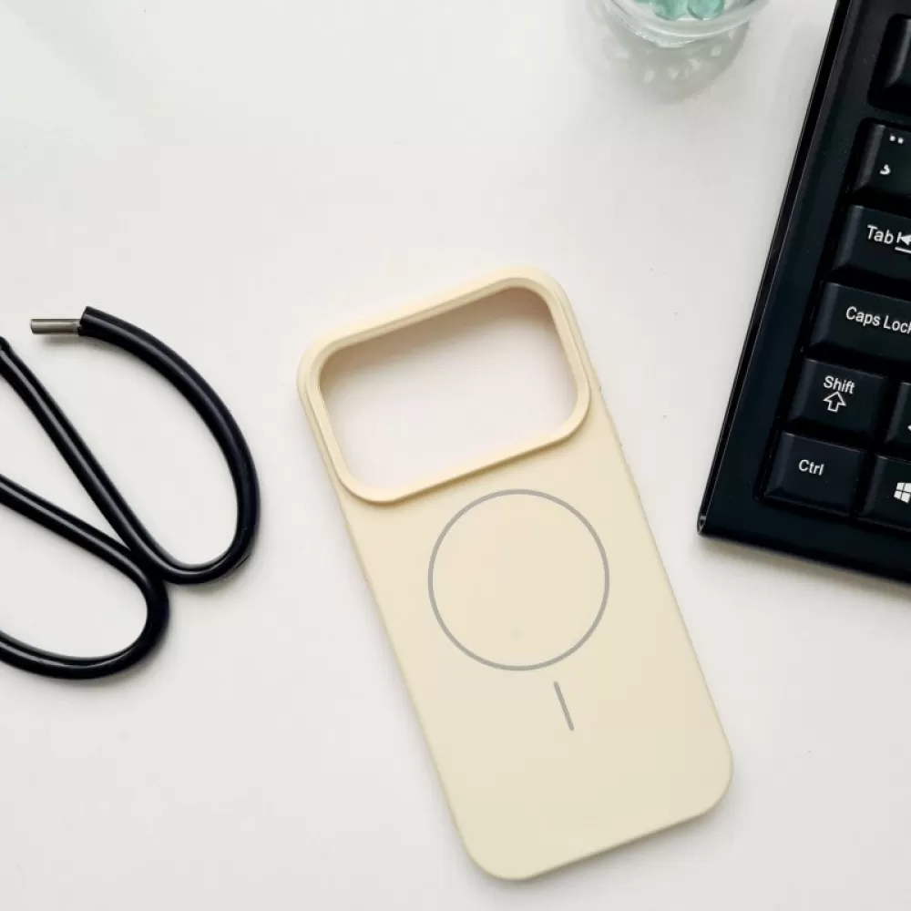 Silikonska Futrola SOFT X-Cell Magsafe za iPhone 17 Pro Max bez