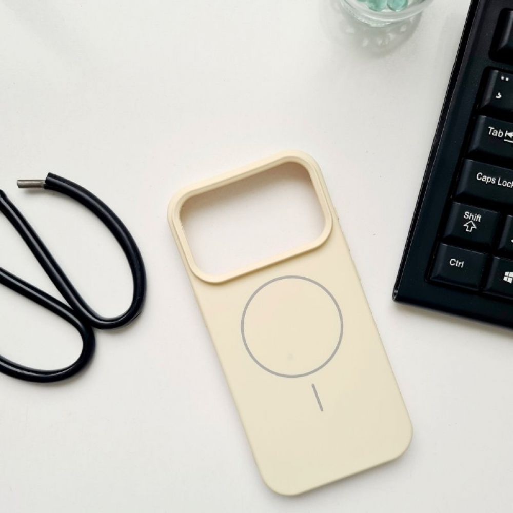 Silikonska Futrola SOFT X-Cell Magsafe za iPhone 17 bez