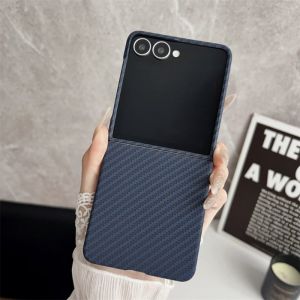 Futrola Carbon Man za Samsung Galaxy Z Flip 7 teget