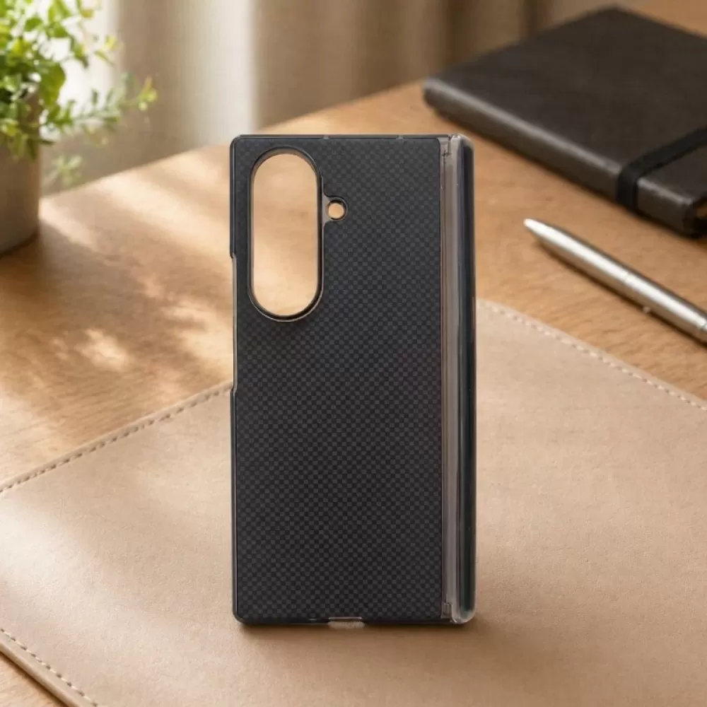 Futrola Carbon Man za Samsung Galaxy Z Fold 7 crna