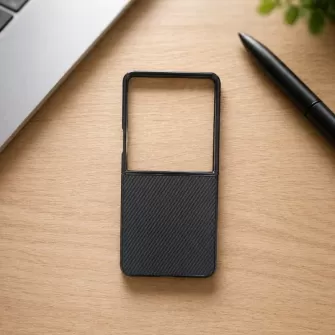 Futrola Carbon Man za Samsung Galaxy Z Flip 7 crna