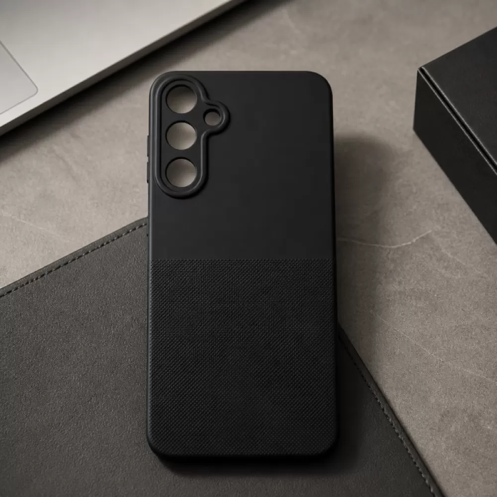Futrola Classic Matt za iPhone 16 crna