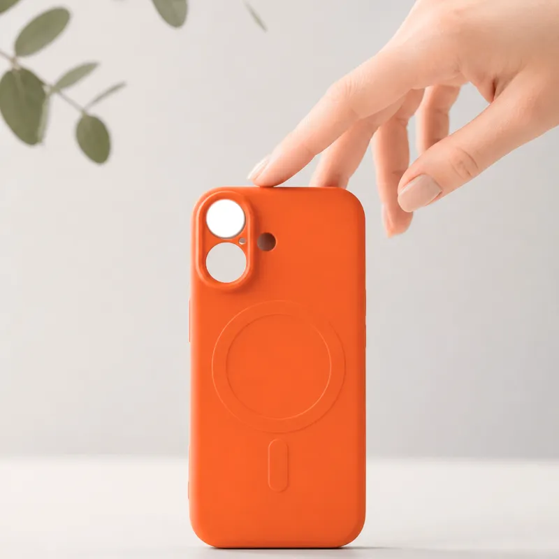 Futrola Soft Touch MagSafe za iPhone 17 Pro Max / iPhone 18 Pro Max narandzasta