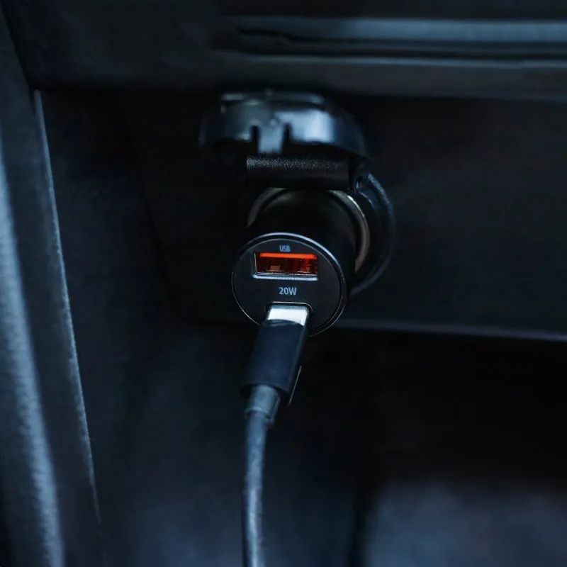 Auto punjac Maxlife MXCC-04 PD QC 20W 1x USB-C / 1x USB crni + USB-C na USB-C kabl 60W