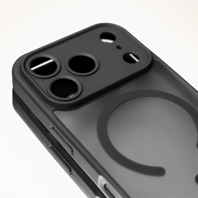 Futrola Mag Matt za iPhone 17 Pro (6.3) / iPhone 18 Pro (6.3) crna