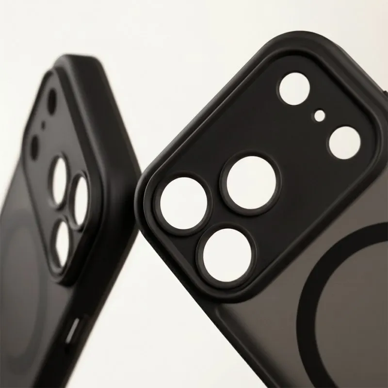 Futrola Mag Matt za iPhone 17 Pro (6.3) / iPhone 18 Pro (6.3) crna