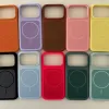 Futrola FlexiMag za iPhone 17 / iPhone 18 braon 